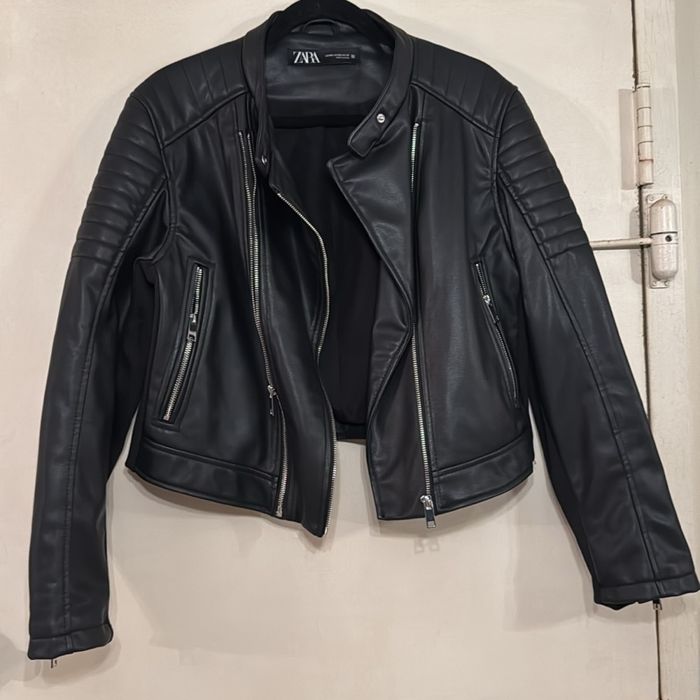 ZARA Black MOTO style pleather ZIP jacket- like new in Sz. XXL